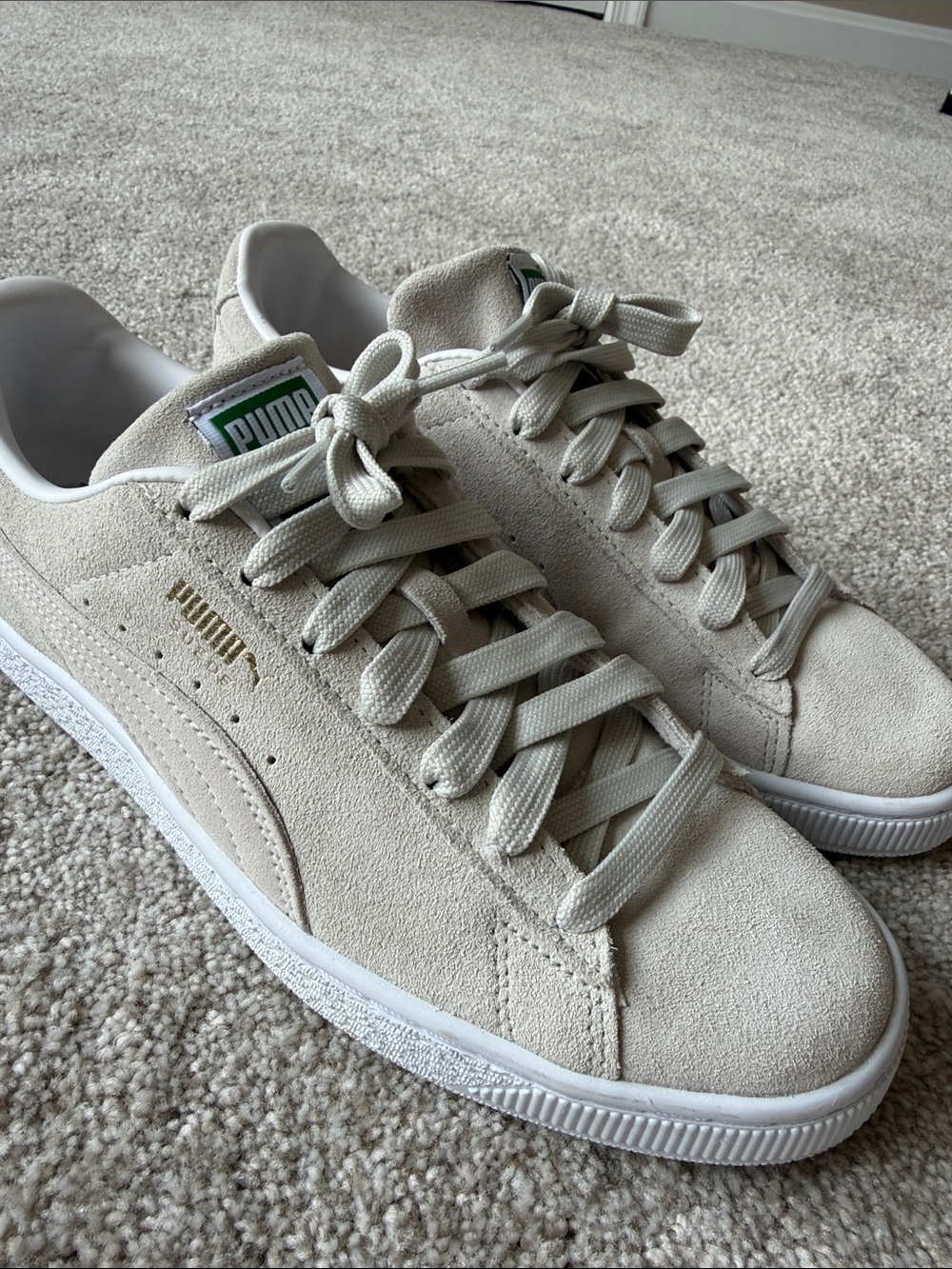 Puma Women’s Suede Sneakers - Cream with Gold Branding